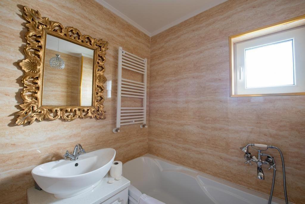 Rania Apartments Cluj-Napoca Esterno foto